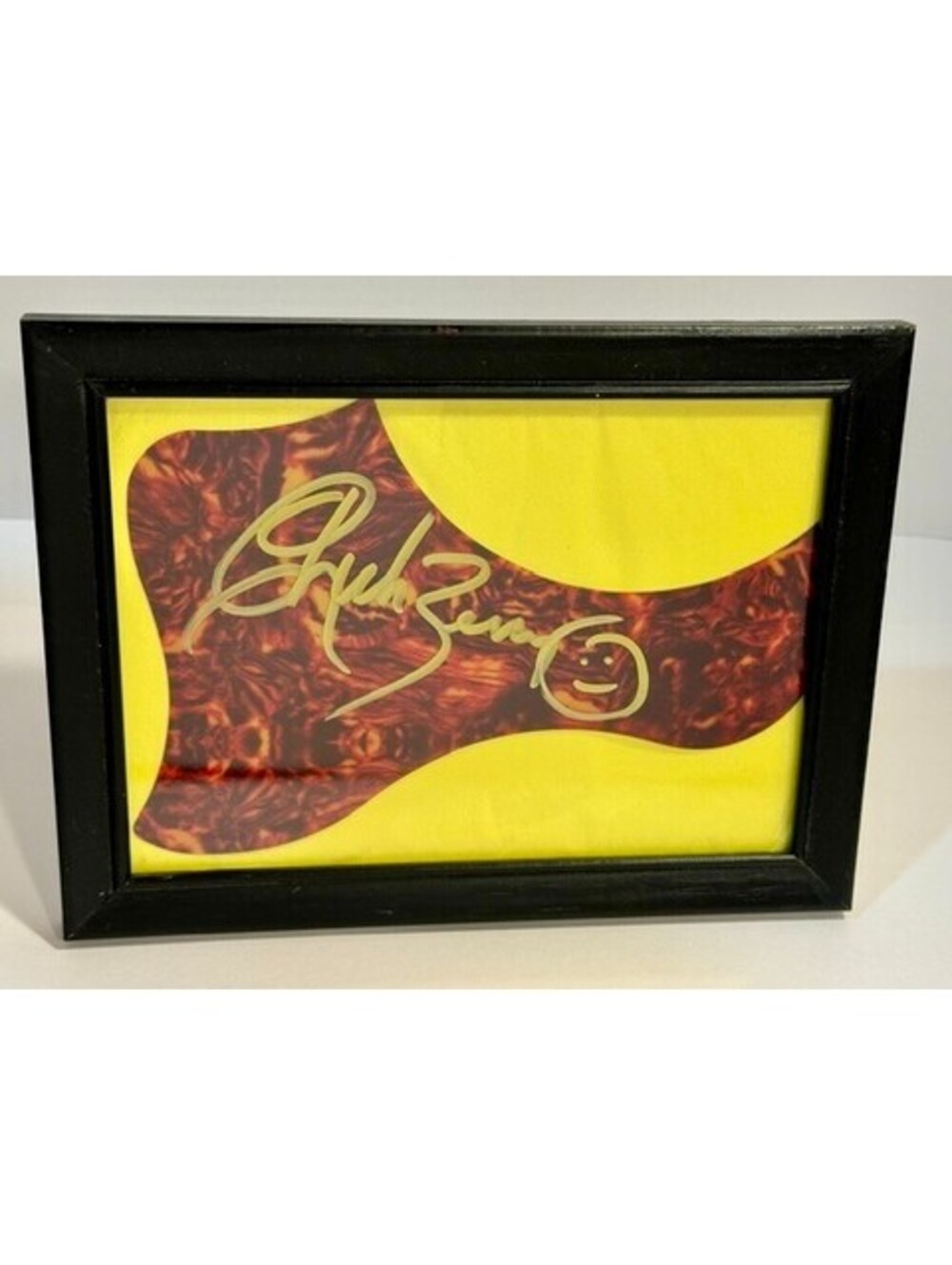 Chuck Berry Autograp Signed Guitar Pickguard Framed Gold Paint Pen Smiley Face